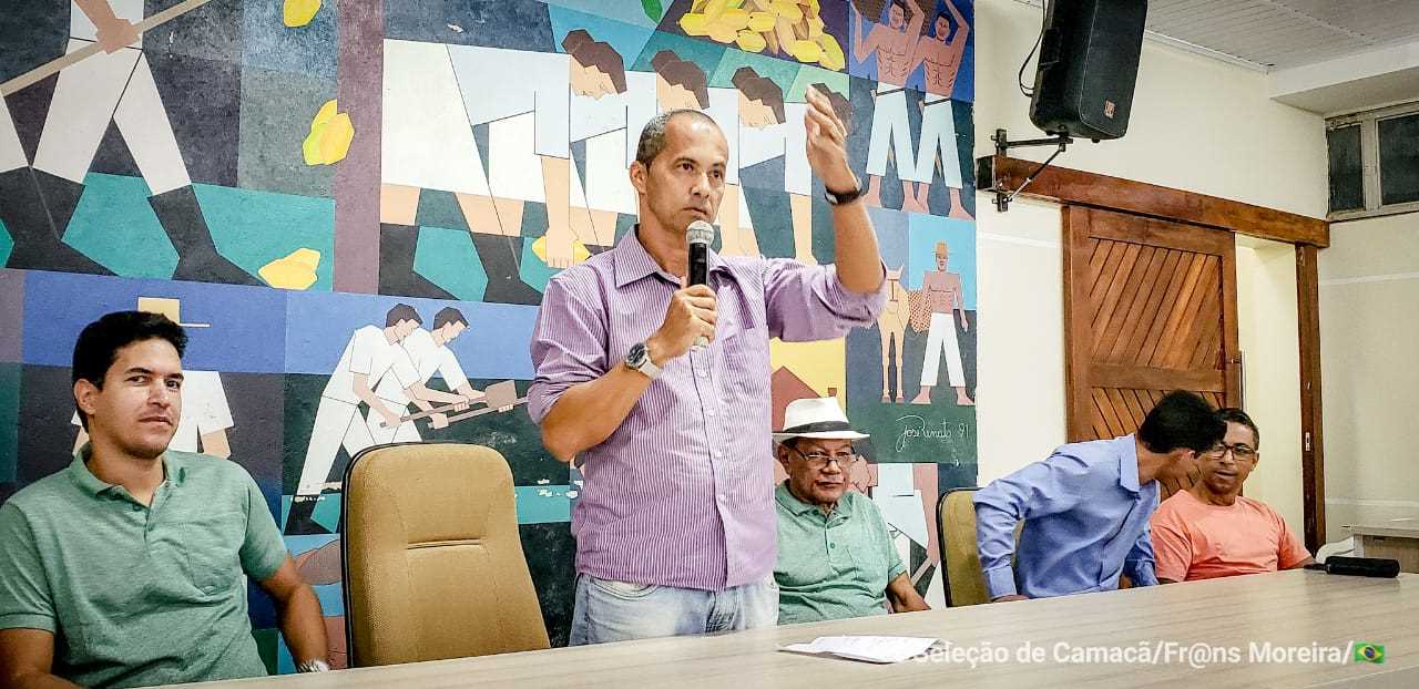 Camacã: Seleção de Camacã é apresentada oficialmente à população 
